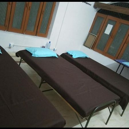 Allāhābād Junction Mannat Rooms מראה חיצוני תמונה