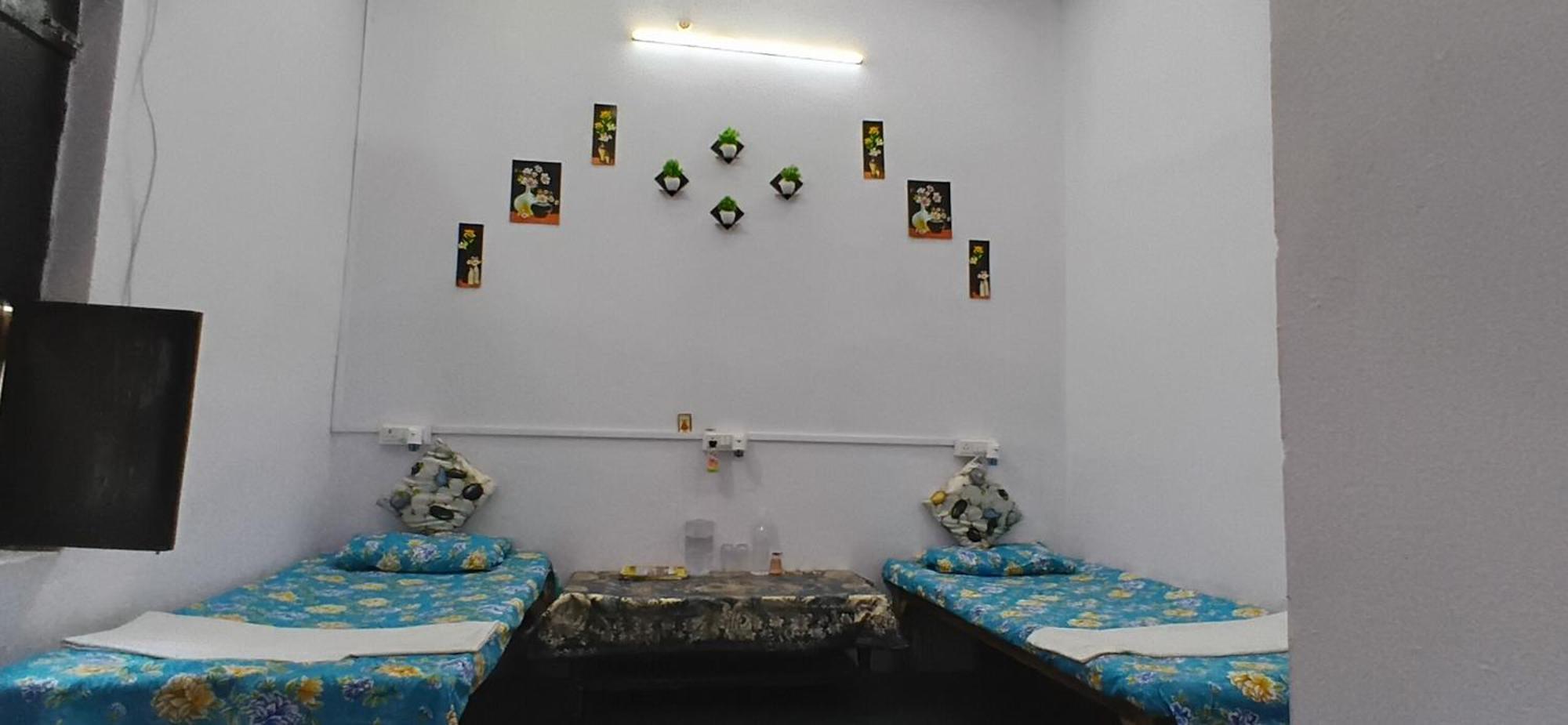Allāhābād Junction Mannat Rooms מראה חיצוני תמונה